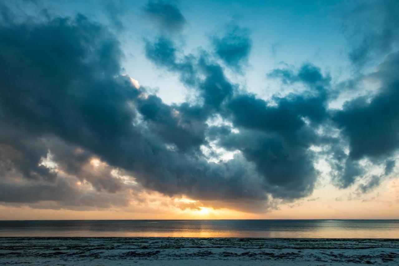 Uroa Beach Lodge Eksteriør billede