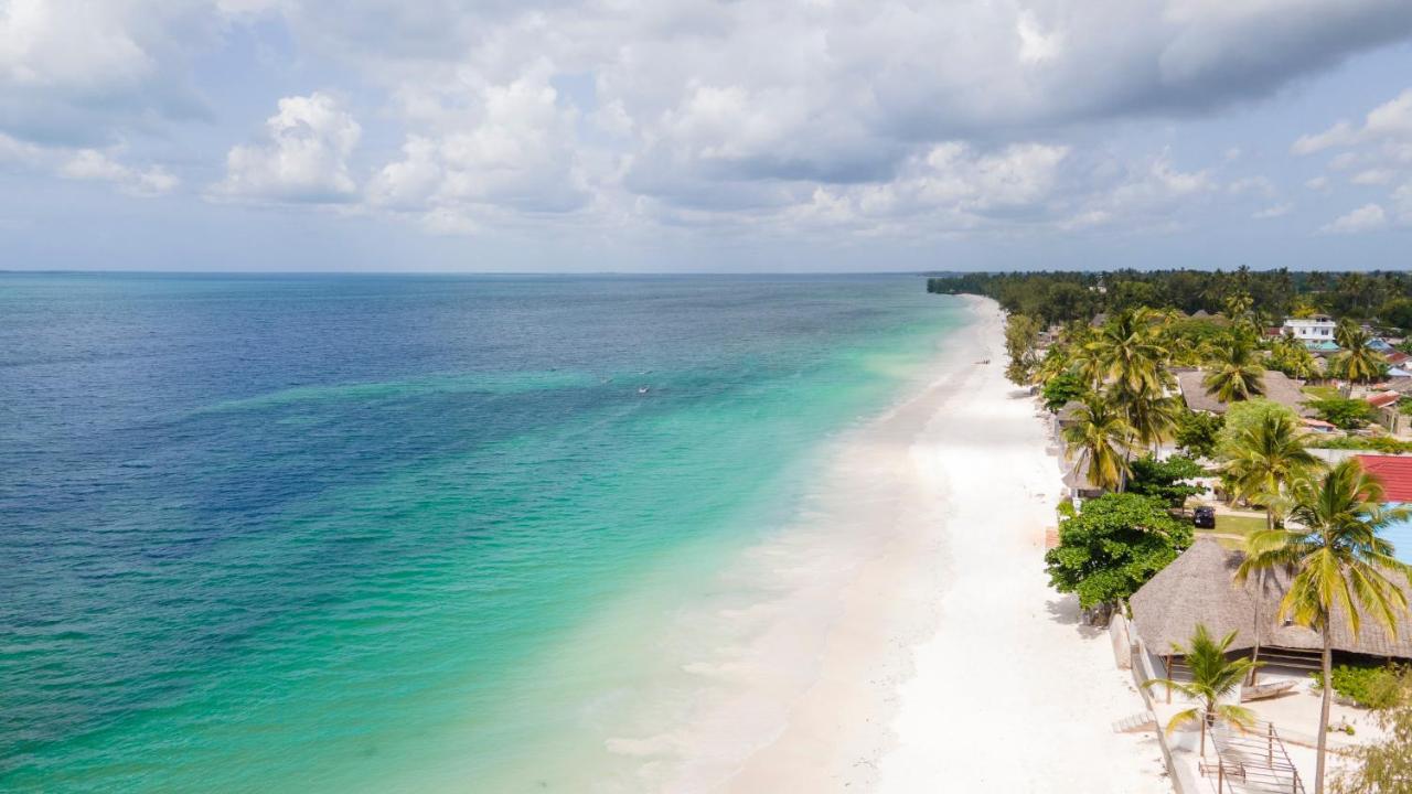 Uroa Beach Lodge Eksteriør billede